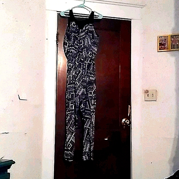 Clothes - Picture 2 of 2